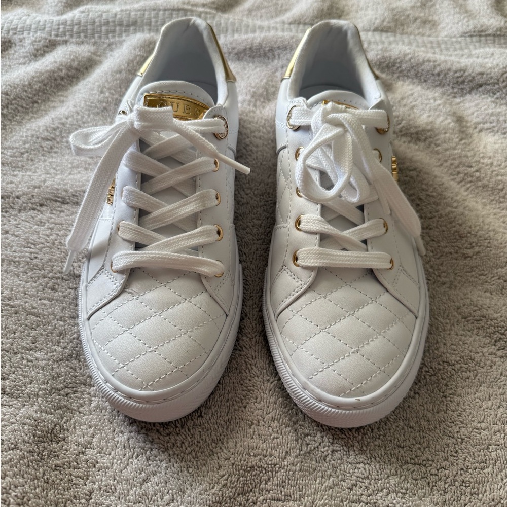 GUESS Love White Quilted Sneakers with Gold Details
